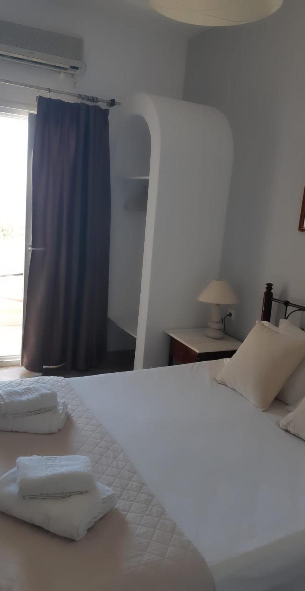 Emmanouela Studios & Villas Karterados  Zewnętrze zdjęcie
